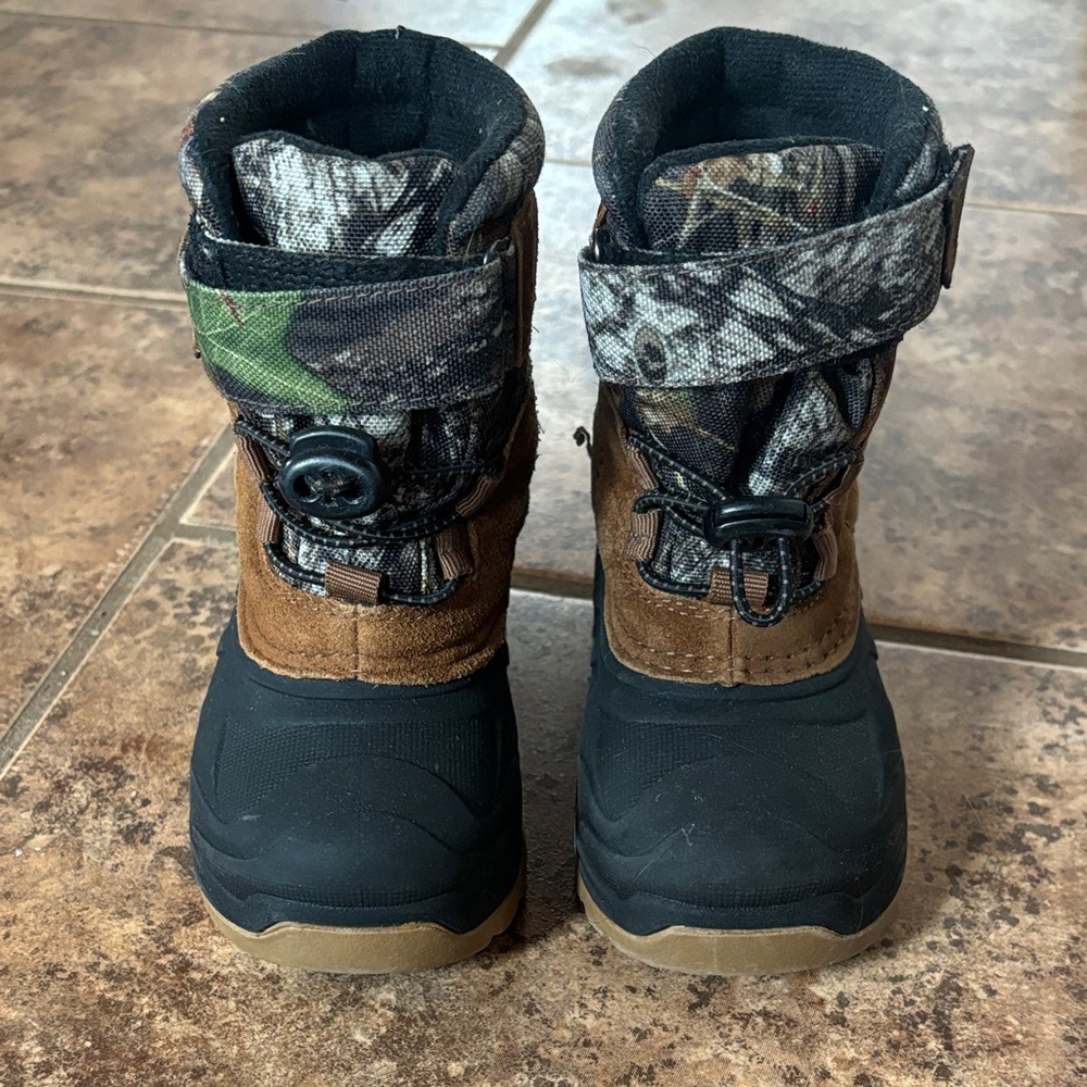 3M Thinsulate Kids Camo and Black Rain & Snow Boots